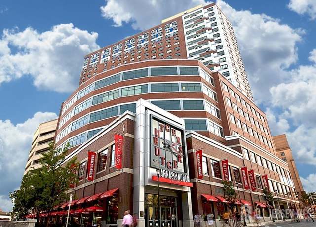 Property at 110 Somerset St #2207, New Brunswick, NJ 08901, 2 beds, 2 baths