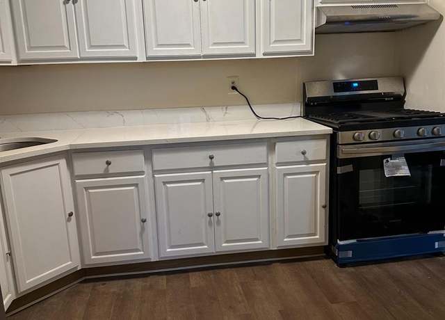 Property at 195 College Dr, Edison, NJ 08817, 2 beds, 1 bath