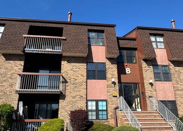 Property at 89 Golden Sq, Woodbridge Proper, NJ 07095, 2 beds, 2 baths