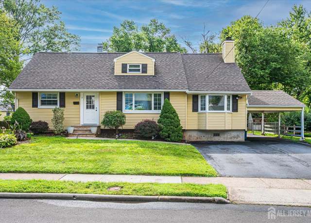 Property at 7 Darwin Rd, Franklin, NJ 08873, 4 beds, 2 baths