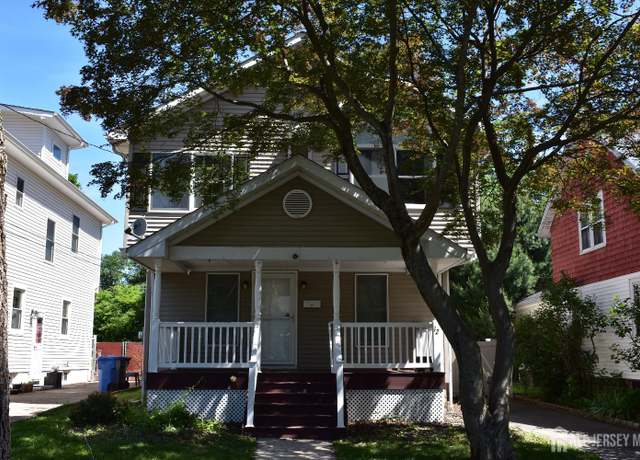 Property at 12 Juniper St, Metuchen, NJ 08840, 3 beds, 2.5 baths