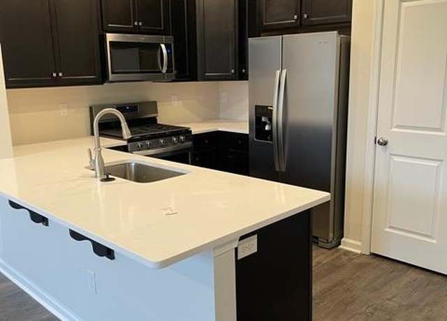 Property at 309 Mazzeo Dr, Glassboro, NJ 08028, 3 beds, 2.5 baths