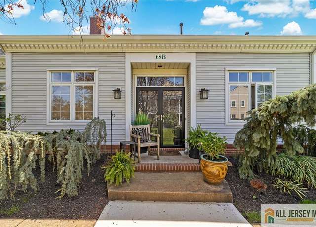 Property at 68 Winthrop Rd Unit 68B, Monroe, NJ 08831, 2 beds, 2.5 baths