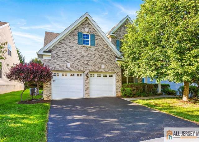 Property at 43 Edgemere Dr, South Brunswick, NJ 08824, 3 beds, 3 baths