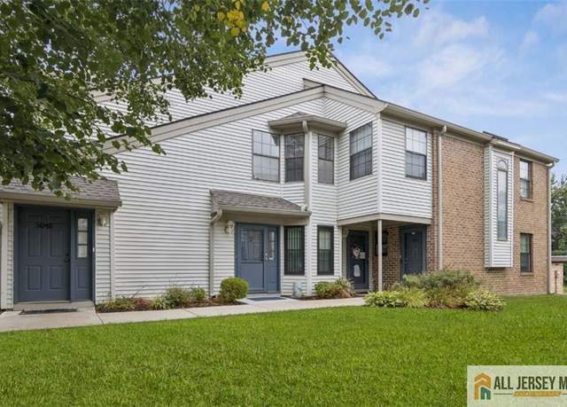 Property at 3014 Lighthouse Ln #3014, Sayreville, NJ 08859, 2 beds, 2 baths