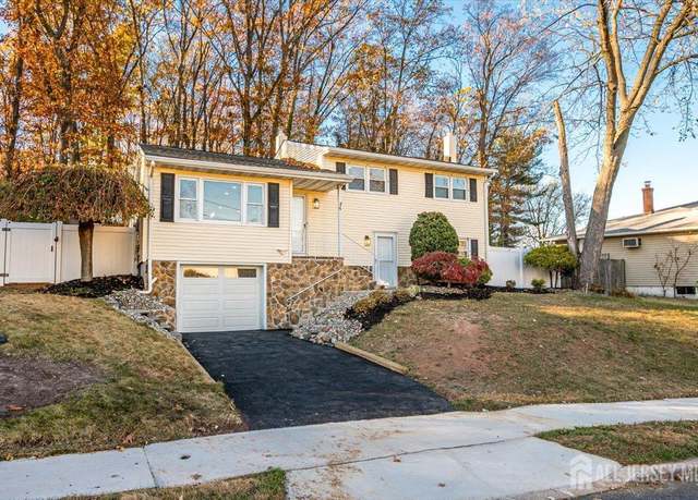 Property at 4 Adelphi Ct, Edison, NJ 08837, 4 beds, 3 baths