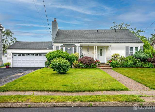 Property at 84 Prospect Ave, Edison, NJ 08817, 4 beds, 2.5 baths