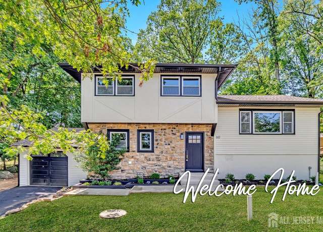 Property at 60 Woodlawn Ter, Jefferson, NJ 07849, 3 beds, 2 baths