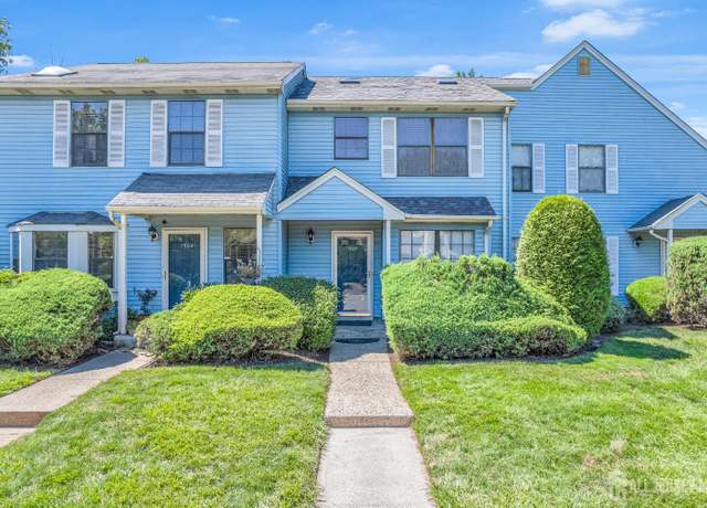 Property at 1505 Maplecrest Rd, Edison, NJ 08820, 2 beds, 1.5 baths