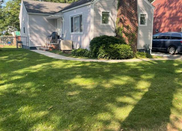 Property at 131 Berkeley Ter, Plainfield, NJ 07062, 3 beds, 1 bath