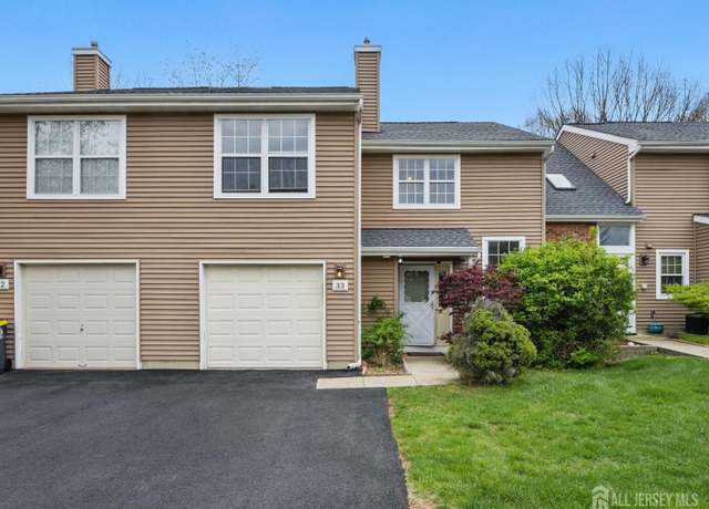Property at 33 Avebury Pl, Franklin Twsp, NJ 08873, 3 beds, 2.5 baths