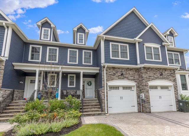 Property at 85 Valentino Dr, Old Bridge, NJ 08875, 3 beds, 2.5 baths