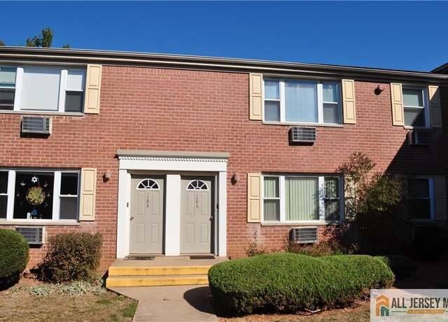 Property at 21 York Dr Unit 2B, Edison, NJ 08817, 1 bed, 1 bath