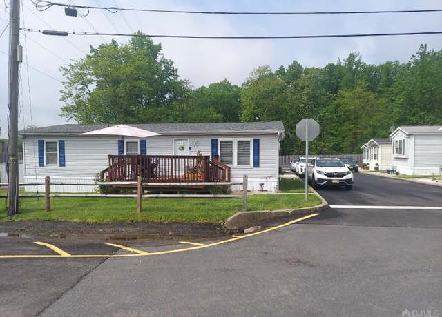 Property at 852-J1 Us Highway 1 North Hwy, Edison, NJ 08817, 3 beds, 2 baths