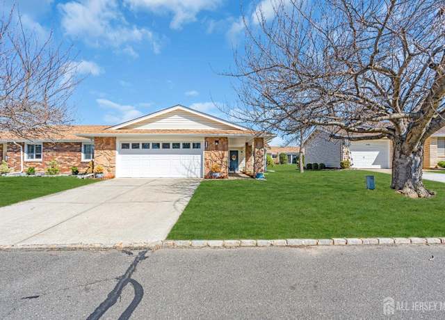Property at 227 Convent Rd Unit C, Monroe, NJ 08831, 2 beds, 2 baths