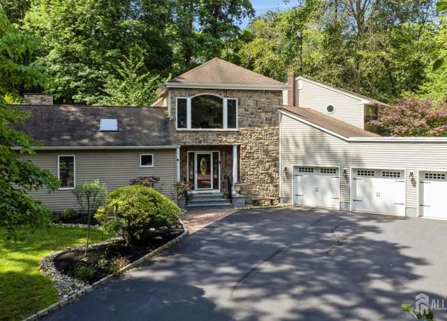 Property at 2 Derby Ln, East Brunswick, NJ 08816, 5 beds, 3.5 baths