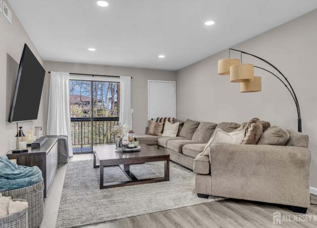 Property at 1933 Raspberry Ct, Edison, NJ 08817, 1 bed, 1 bath