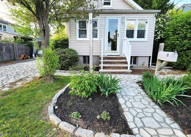Property at 11 Melbourne St, Edison, NJ 08817, 2 beds, 1 bath