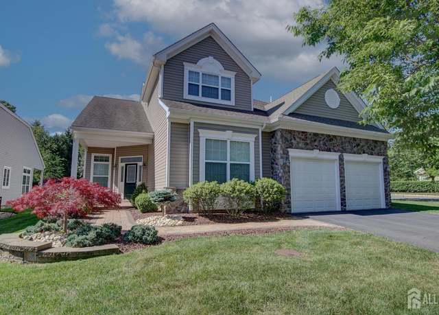 Property at 146 Diamond Spring Dr, Monroe, NJ 08831, 4 beds, 3 baths