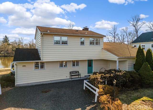 Property at 175 Lakeside Dr N, Piscataway, NJ 08854, 4 beds, 2.5 baths