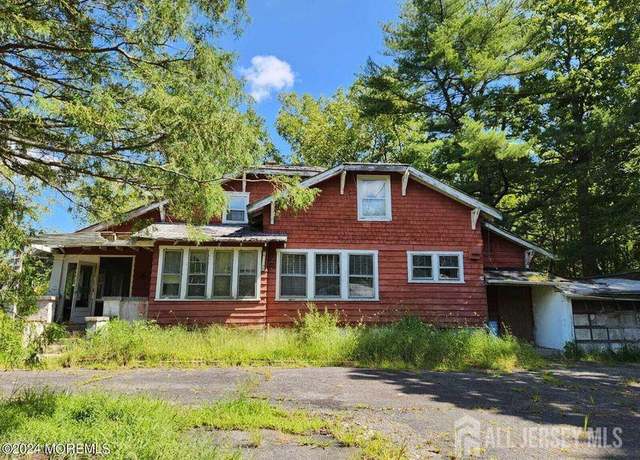 Property at 465 Lakewood Farmingdale Rd, Howell, NJ 07731