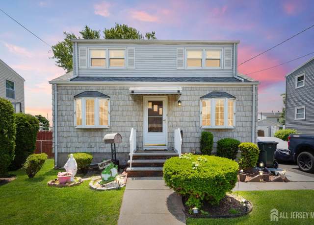 Property at 164 Holly St, Port Reading, NJ 07064, 3 beds, 1 bath