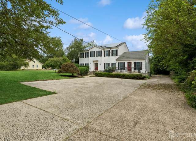 Property at 428 NE Ridge Rd, South Brunswick, NJ 08810, 5 beds, 4.5 baths