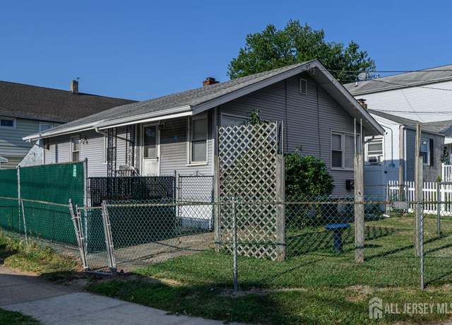 Property at 663 Carteret St, Elizabeth, NJ 07202, 3 beds, 2 baths