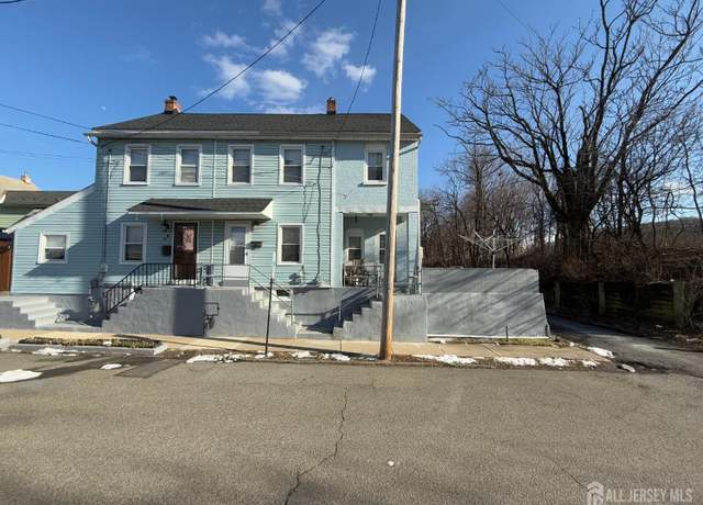 Property at 54 Jefferson St, Phillipsburg, NJ 08865, 2 beds, 1 bath