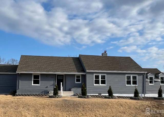 Property at 1061 River Rd, Piscataway, NJ 08854, 5 beds, 2 baths