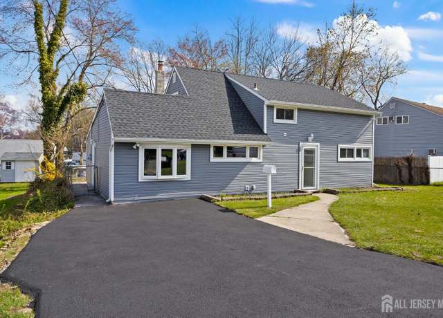 Property at 38 Pine Tree Rd, Old Bridge, NJ 08857, 4 beds, 2 baths