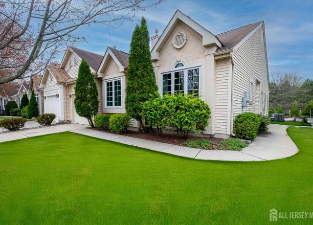 Property at 55 Birmingham Ln, Monroe, NJ 08831, 2 beds, 2 baths
