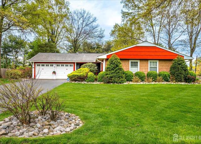 Property at 27 Landry Rd, Franklin Twsp, NJ 08873, 3 beds, 2 baths