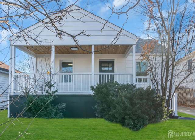 Property at 8 1st St, Sayreville, NJ 08872, 4 beds, 3 baths