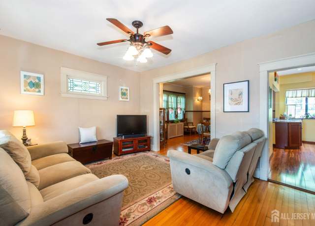 Property at 11 Summit Ave, Fords, NJ 08863, 3 beds, 1.5 baths
