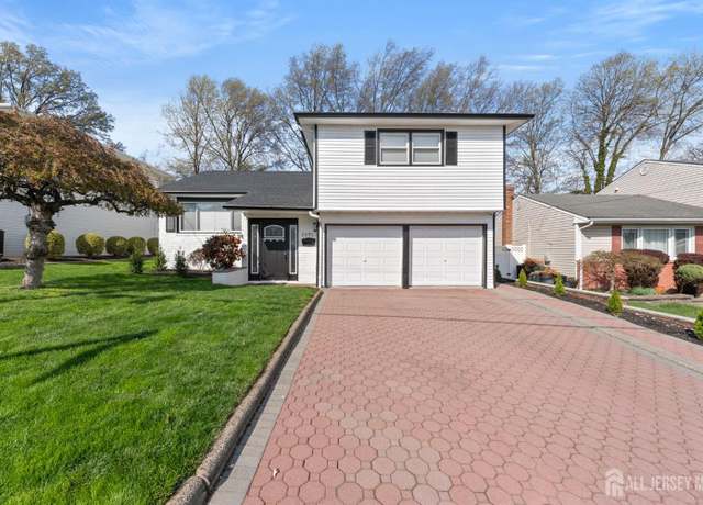 Property at 2291 Morrison Ave, Union Twp, NJ 07083, 3 beds, 2.5 baths