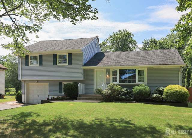 Property at 505 Runyon Ave, Piscataway, NJ 08854, 3 beds, 1.5 baths