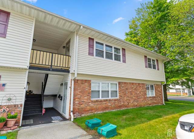 Property at 5 Utah Dr Unit D, Old Bridge, NJ 08857, 2 beds, 1 bath