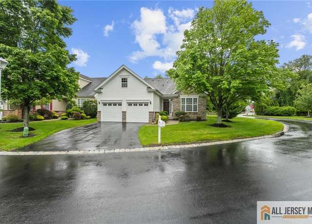 Property at 160 Kyle Ct #160, Monroe, NJ 08831, 2 beds, 2 baths