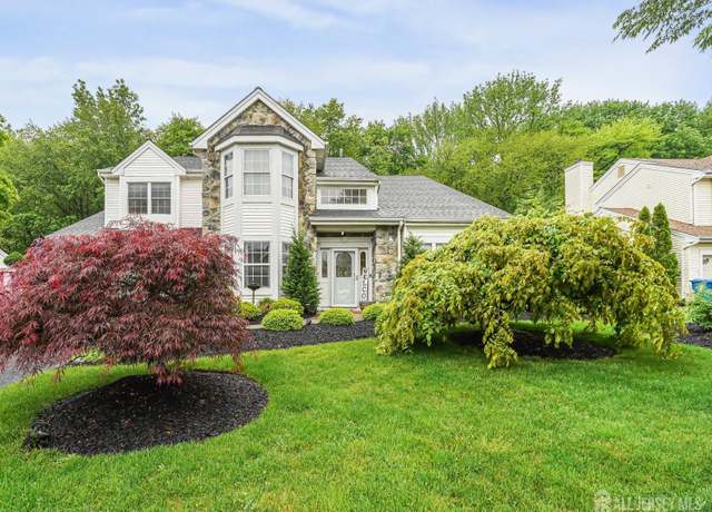 Property at 40 Nathan Dr, Old Bridge, NJ 08857, 5 beds, 3 baths