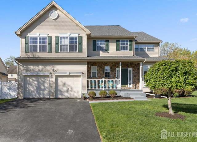 Property at 34 Bernadette Cir, South Brunswick, NJ 08852, 4 beds, 2.5 baths