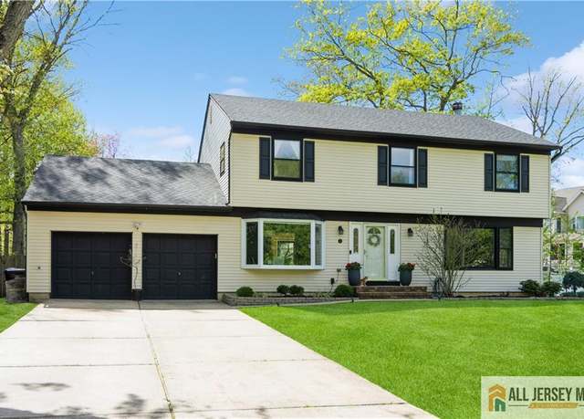 Property at 3 Alexander Rd, East Brunswick, NJ 08816, 4 beds, 2.5 baths