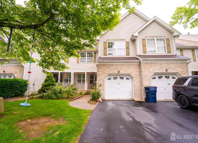 Property at 141 Briarwood Dr, North Brunswick, NJ 08902, 3 beds, 2.5 baths