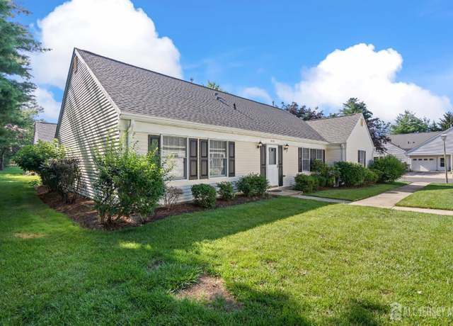 Property at 727 Mount Vernon Rd Unit B, Monroe, NJ 08831, 2 beds, 2 baths