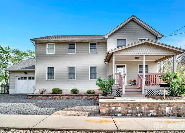Property at 15 Parker St, East Brunswick, NJ 08816, 3 beds, 2 baths