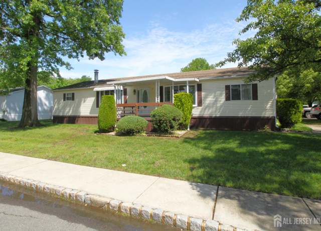 Property at 6 Emerson Rd, North Brunswick, NJ 08902, 3 beds, 2 baths