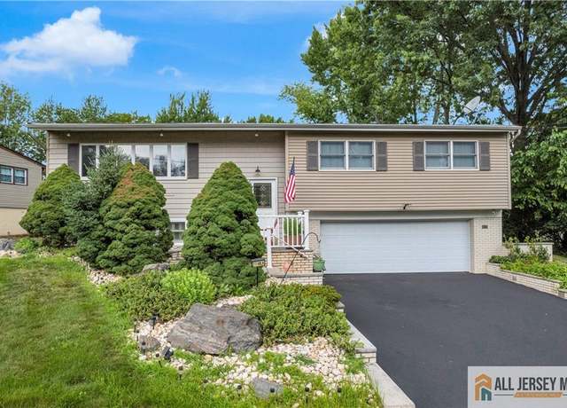 Property at 21 Wilk Rd, Edison, NJ 08837, 4 beds, 3 baths