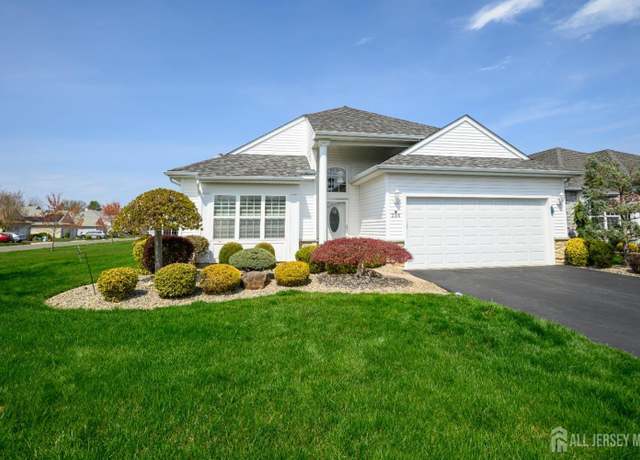 Property at 236 Valencia Dr, Monroe, NJ 08831, 2 beds, 2 baths