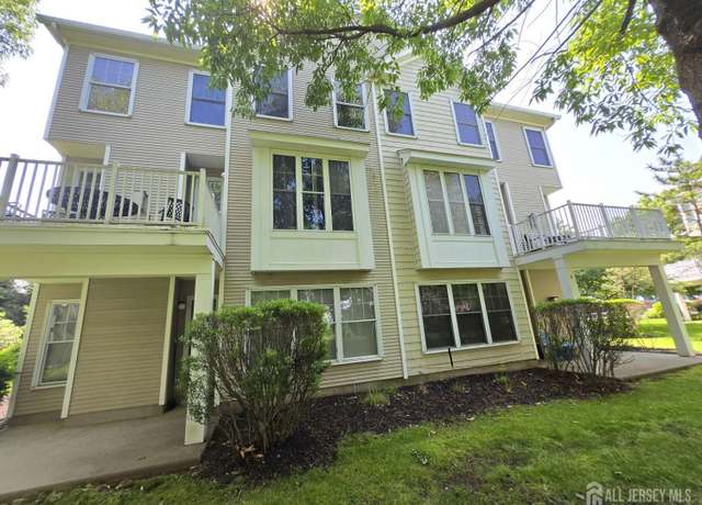 Property at 3 Great Beds Way, South Amboy, NJ 08879, 4 beds, 3.5 baths