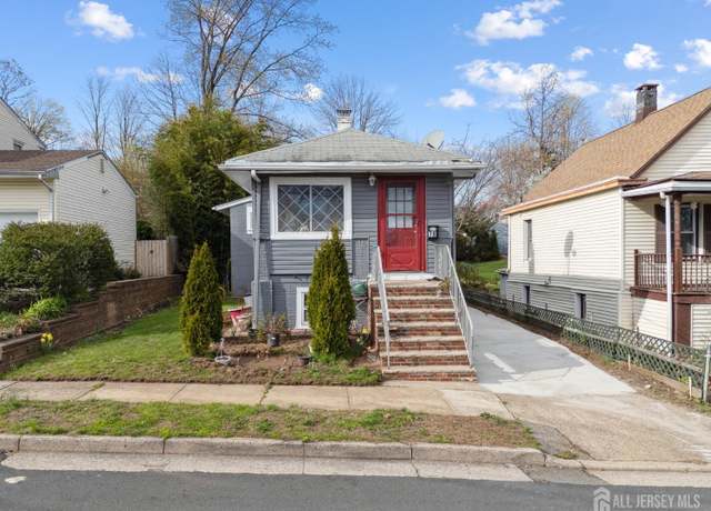 Property at 78 Wildwood Ave, Edison, NJ 08837, 2 beds, 1 bath